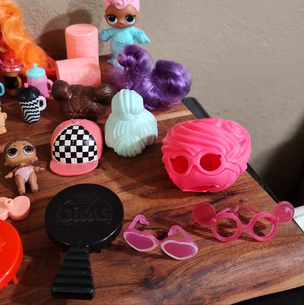 L.O.L. Surprise Tot & Baby Dolls With Accessories Lot - Picture 4 of 6